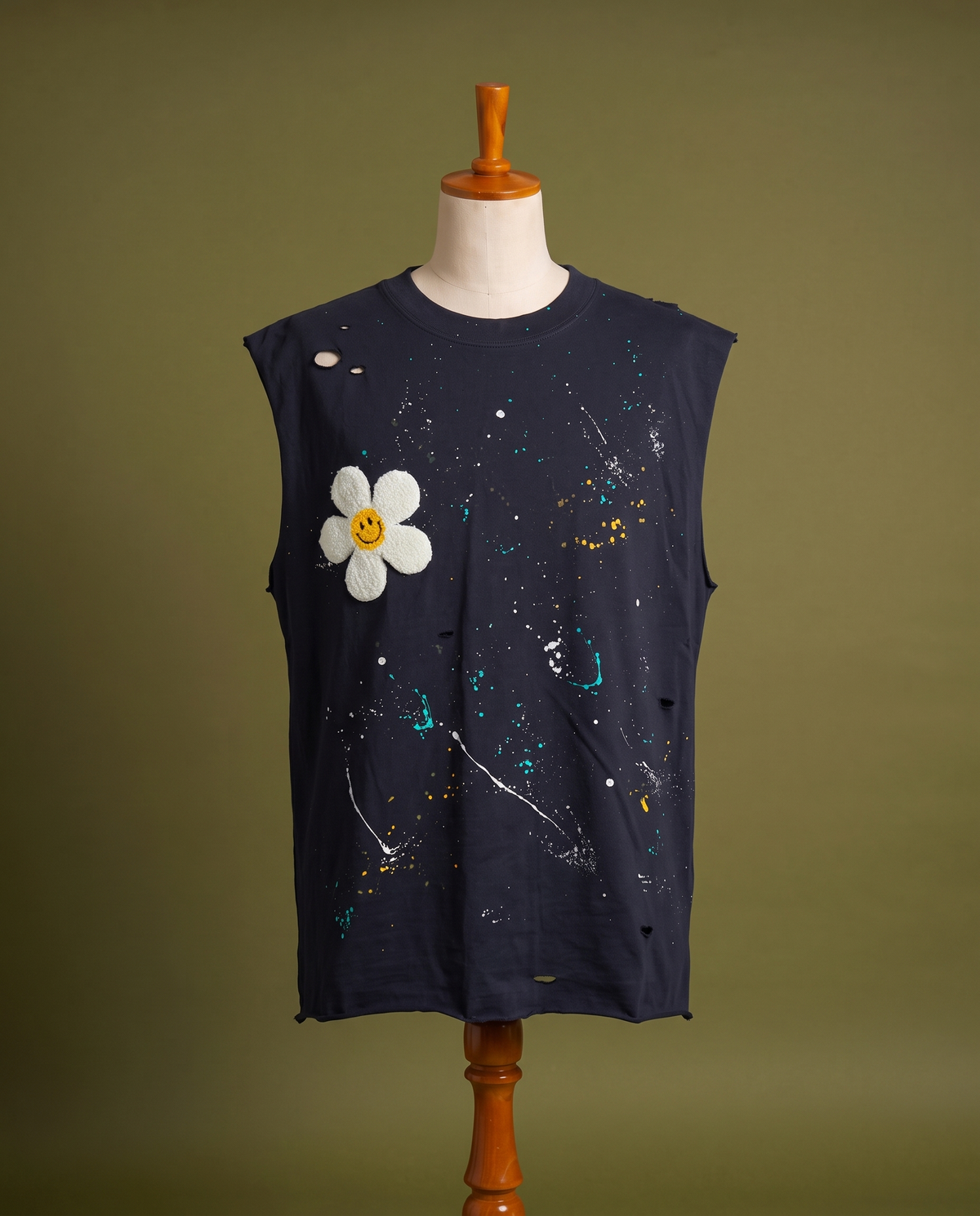 Daze Tank