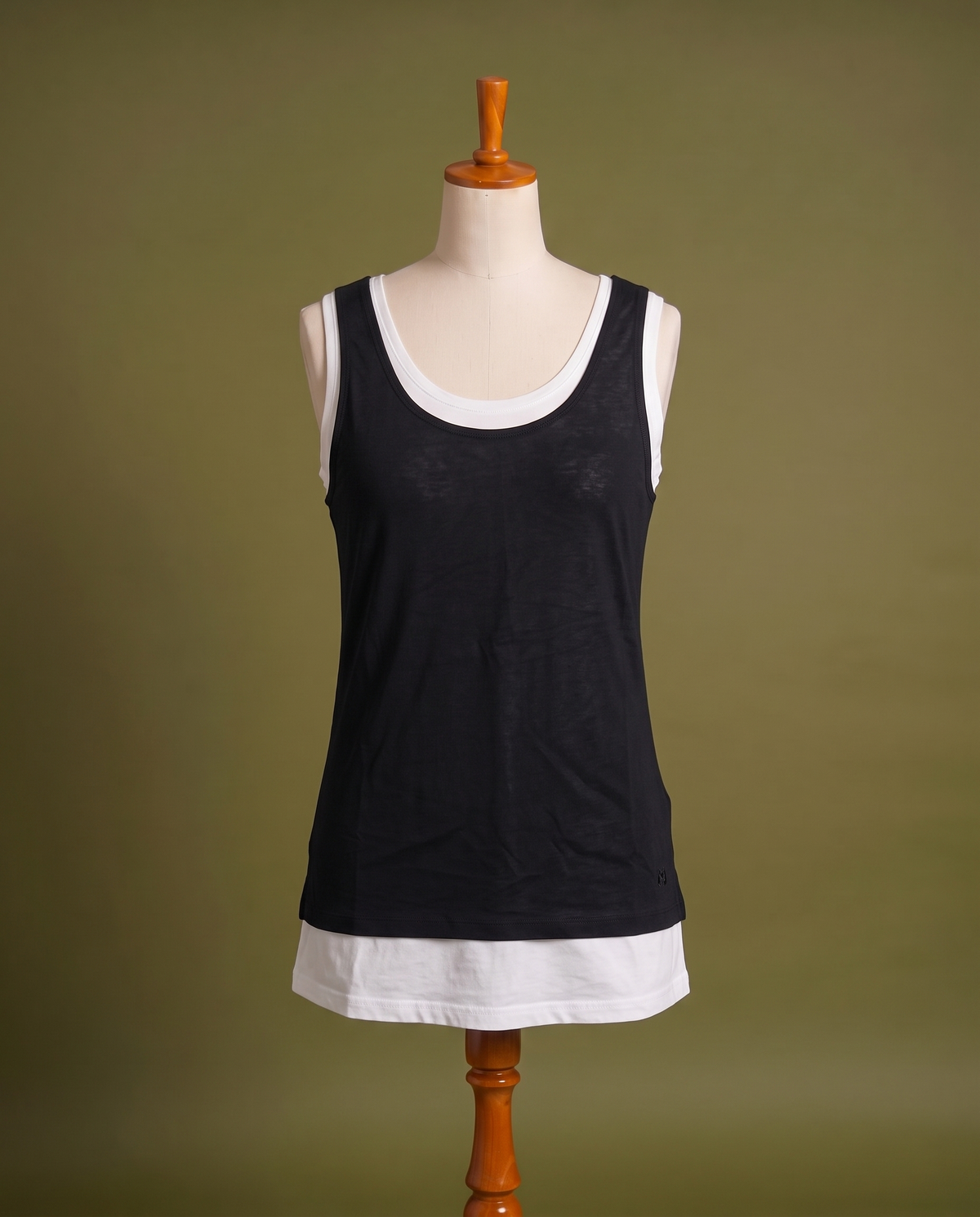 Dual Tone Layered Tank