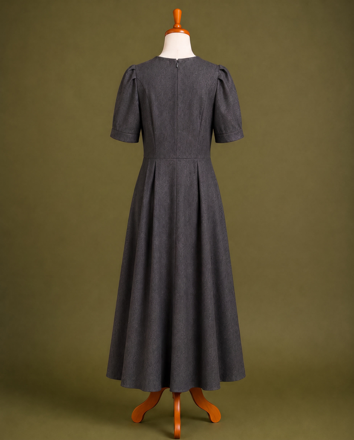 Puff sleeve dress, back